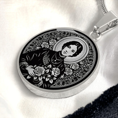 Saint Zélie Martin Medal Necklace – Patron Saint of Mothers & Married Couples